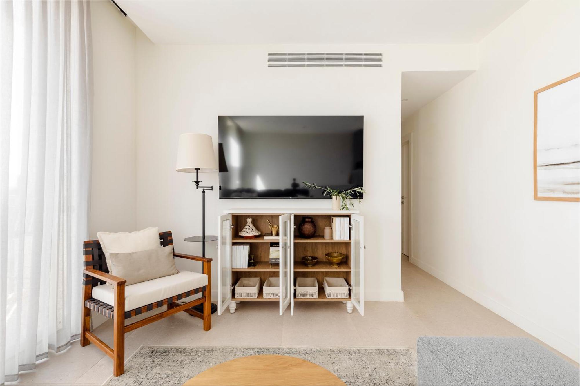 The J Luxury Apartments - By Localz Group Aparthotel *